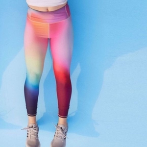 Athleta Love Proudly 7/8 Tight Rainbow‎ Ombre Size XS
